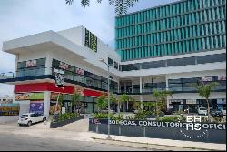 6045 Offices for sale Master Plaza on 135th avenue, Cancún 77500