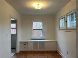 5552 Beacon St Unit 22, Squirrel Hill PA 15217