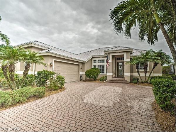 8802 New Castle Drive, Fort Myers FL 33908
