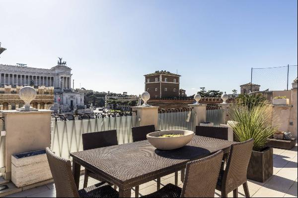 Unparalleled penthouse overlooking the Vittoriano