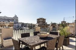 Unparalleled penthouse overlooking the Vittoriano