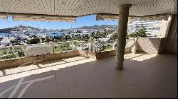 Large apartment with view of Dalt Vila and Formentera