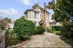 Chaville Rive Droite - An ideal family home