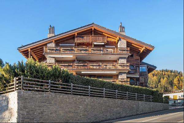 Outstanding ski-in/ski-out 4-bedroom penthouse in Crans-Montana, Valais.