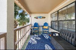 Condo With Community Amenities Close To The Beach