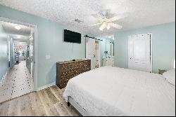 Condo With Community Amenities Close To The Beach