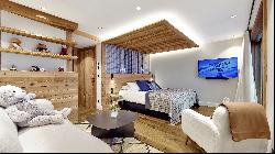 Luxury chalet on the shores of Lake Courchevel Le Praz.