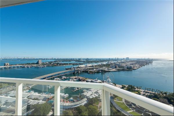 The best line at The North Tower with Direct Bay Views - Fully Furnished Discover the epit