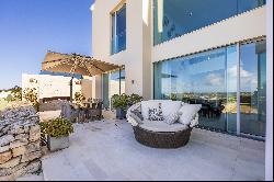 Stunning Villa with Panoramic Views