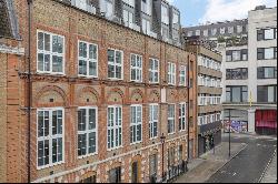 Beautiful three-bedroom apartment in the heart of Marylebone