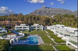 Semi-Detached for sale in Malaga, Marbella, Golden Mile, Marbella 29602