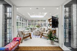 Exceptional six-bedroom house in Hampstead