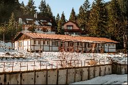 The Alpina resort at the foot of the Retezat mountains