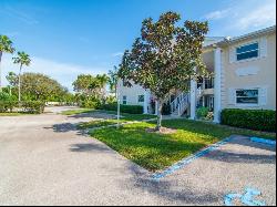 700 Lake Orchid Circle #202, Vero Beach FL 32962