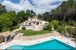 Charming home with Tennis in absolute calm in Roquefort Les Pins