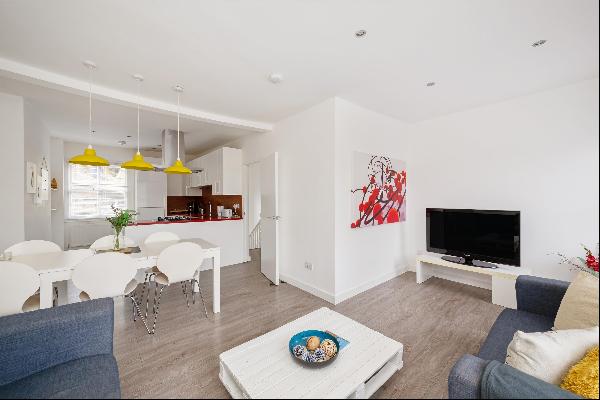 A 3 bed flat in Queen's Park