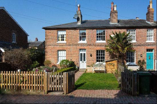 A beautifully renovated Georgian terraced house for sale in Tunbridge Wells, situated on a