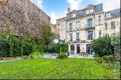 JARDIN PUBLIC - SUMPTUOUS MANSION HOUSE - GARDEN - 7 BEDROOMS - PARKING