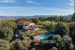 Tuscan Coast - SEA VIEW ESTATE WITH VINEYARDS FOR SALE CLOSE TO BOLGHERI