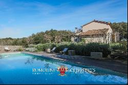 Tuscan Coast - SEA VIEW ESTATE WITH VINEYARDS FOR SALE CLOSE TO BOLGHERI