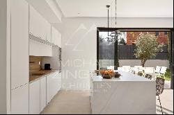 Mougins - close to the old village - Brand new contemporary villa - 5 bedrooms