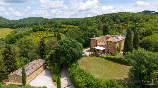 Il Cortile Country house with pool and land, Montalcino, Siena-Tuscany