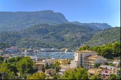 Exclusive apartment with garage for sale in Puerto de Soller, Ma, Sóller 07100