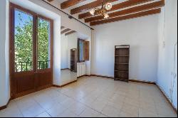 Charming townhouse with pool for sale in Soller, Majorca, Soller 07100