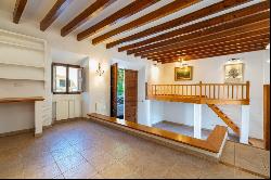 Charming townhouse with pool for sale in Soller, Majorca, Soller 07100