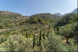 Beautifully renovated finca for sale in Fornalutx, Majorca, Fornalutx 07109