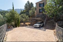 Beautifully renovated finca for sale in Fornalutx, Majorca, Fornalutx 07109