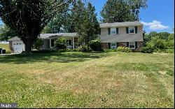 322 Rosehill Road, West Grove PA 19390