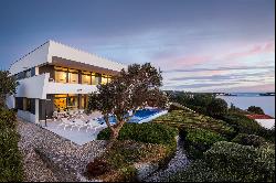 Modern villa with spectacular sea views over Mahon Bay for holiday rental