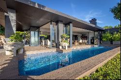 All-inclusive modern haven in Northcliff