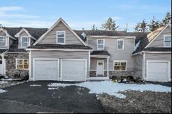 59 Kibrel Court, Sandown NH 03873