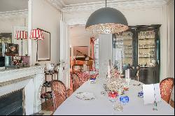 Paris 16th - Charming reception apartment just steps away from Avenue Foch.