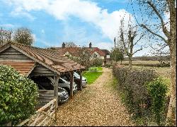 Horseshoe Cottages, Parrotts Lane, Buckland Common, Tring, HP23 6NX