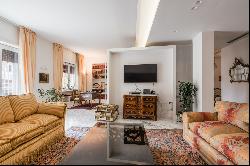 Prestigious apartment near Piazza Euclide