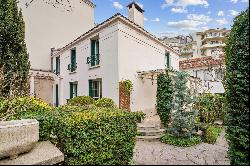 Six room townhouse in a green setting