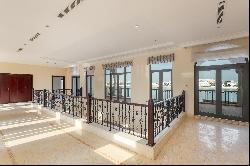 Luxury villa on Palm Jumeirah