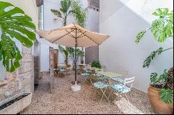 Modernist townhouse with restaurant for sale in Sóller, Majorca, Sóller 07100