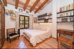 Finca in the heart of the Tramuntana Mountain Range for sale nea, Esporles 07190