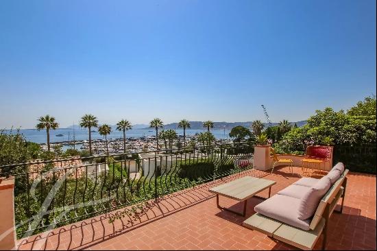 Cap d'Antibes | Panoramic sea view and walking distance to the beach