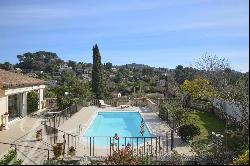 Mougins - Provencal-style villa with uninterrupted view of the hills