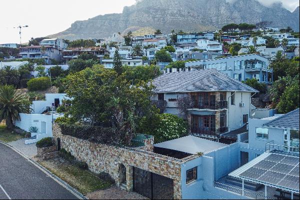 54 Geneva Drive, Camps Bay, Western Cape, SOUTH AFRICA
