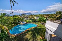 Expansive ocean views from this Wailea Kialoa gated residence