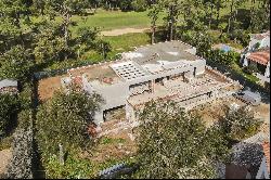 Contemporary Villa, Under Construction, with Frontal View to the Golf Course in Quinta do