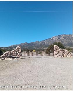 1585 Arabela Road, Tinnie NM 88351