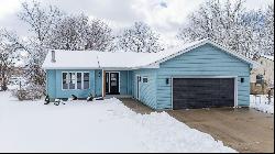 2997 SMITH LAKE Road, West Bend WI 53090
