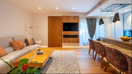 Renovated apartment for sale in Coll d'en Rabassa, Palma, Majorc, Palma de Mallorca 07007